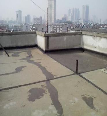 望奎漏水维修 楼顶漏水是什么原因，楼顶漏水维修方法是什么?